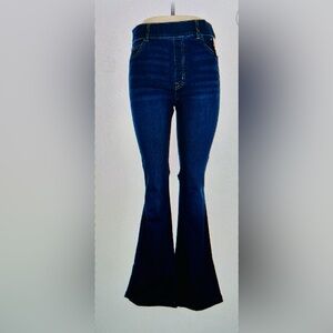 Spanx pull on flare jeans size large. New without tags